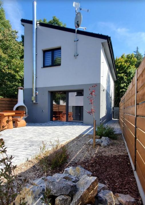 Privát Kras Villa Holstejn Kültér fotó